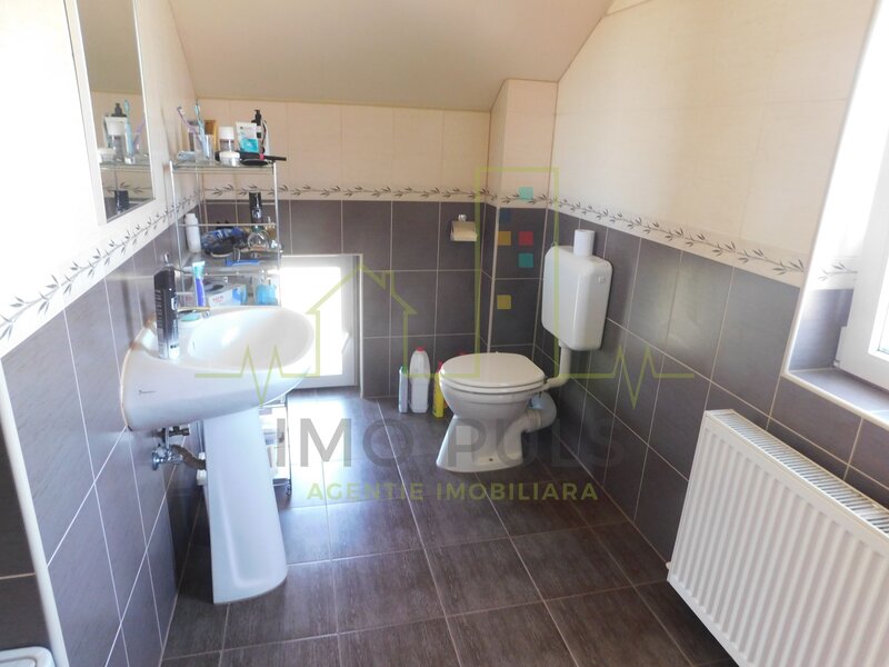 Giroc, casa individuala, mobilata si utilata, toate utilitatile,